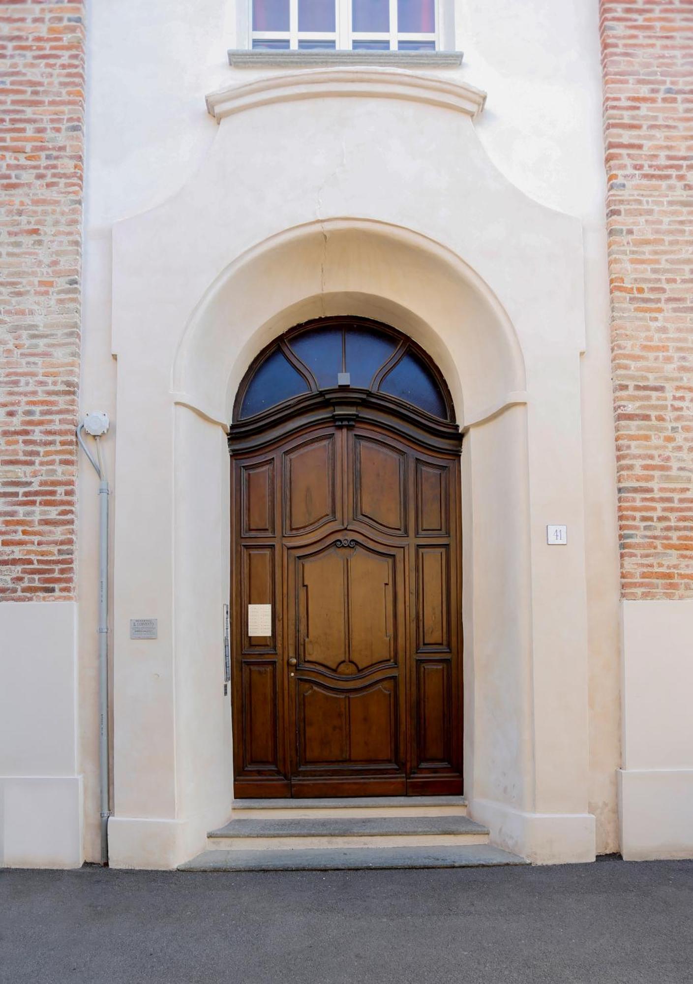 Via Roma Guest House Cherasco Exterior foto